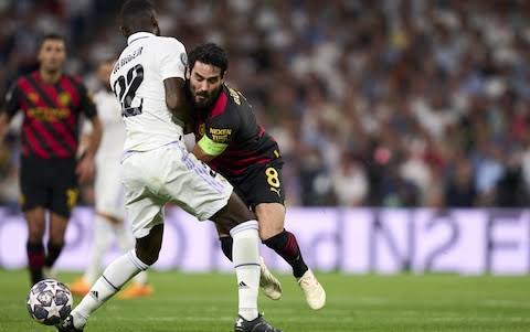 صورة صحف مدريد تهاجم حكم مباراة السيتي 