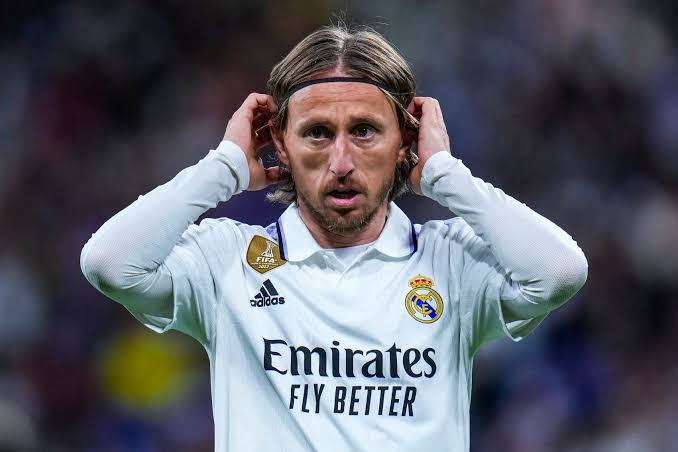 صورة ريال مدريد يجدد عقد مودريتش بمبلغ عالي