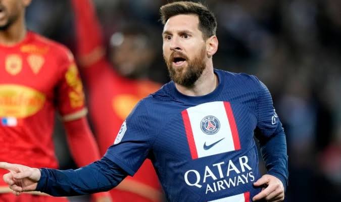 صورة ميسي يتسبب في غضب الهلال السعودي 