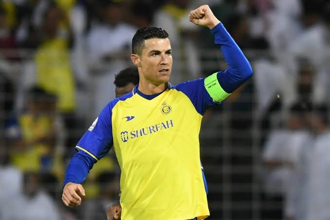 صورة رونالدو يخطط للرحيل عن النصر!