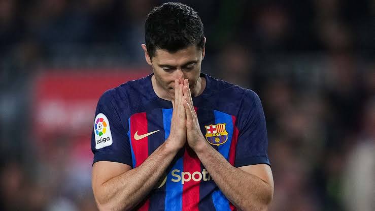 صورة ليفاندوفسكي: ميسي هو لاعب من الدرجة الأولى