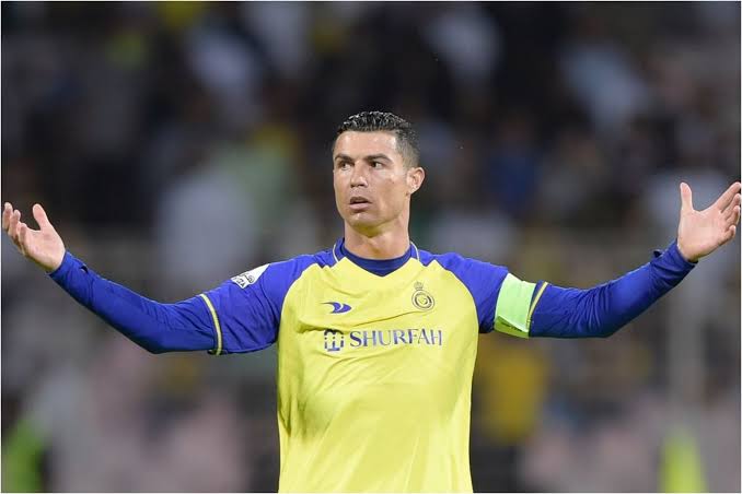 صورة الإصابة تهدد مشاركة رونالدو أمام الفتح في دوري روشن السعودي 