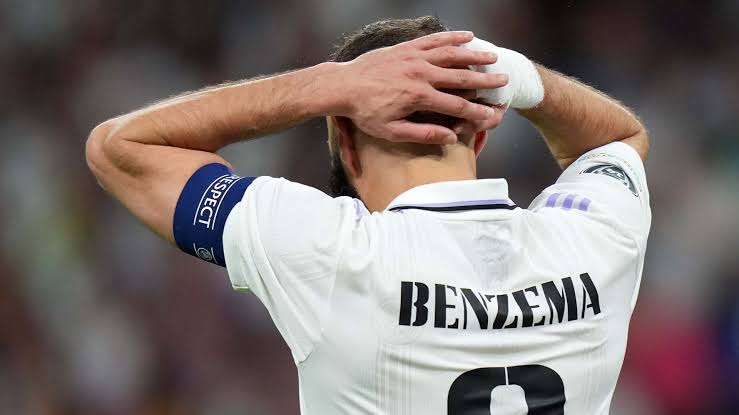 صورة اقتراب موعد رحيل بنزيما عن ريال مدريد