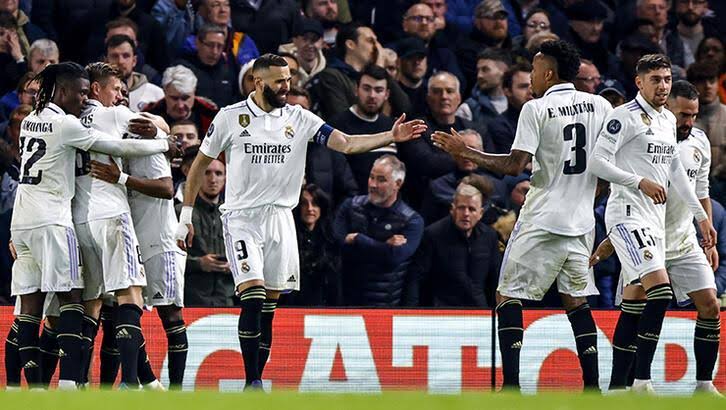 صورة ريال مدريد في طريقه لمنافسة قوية على تعاقد جديد