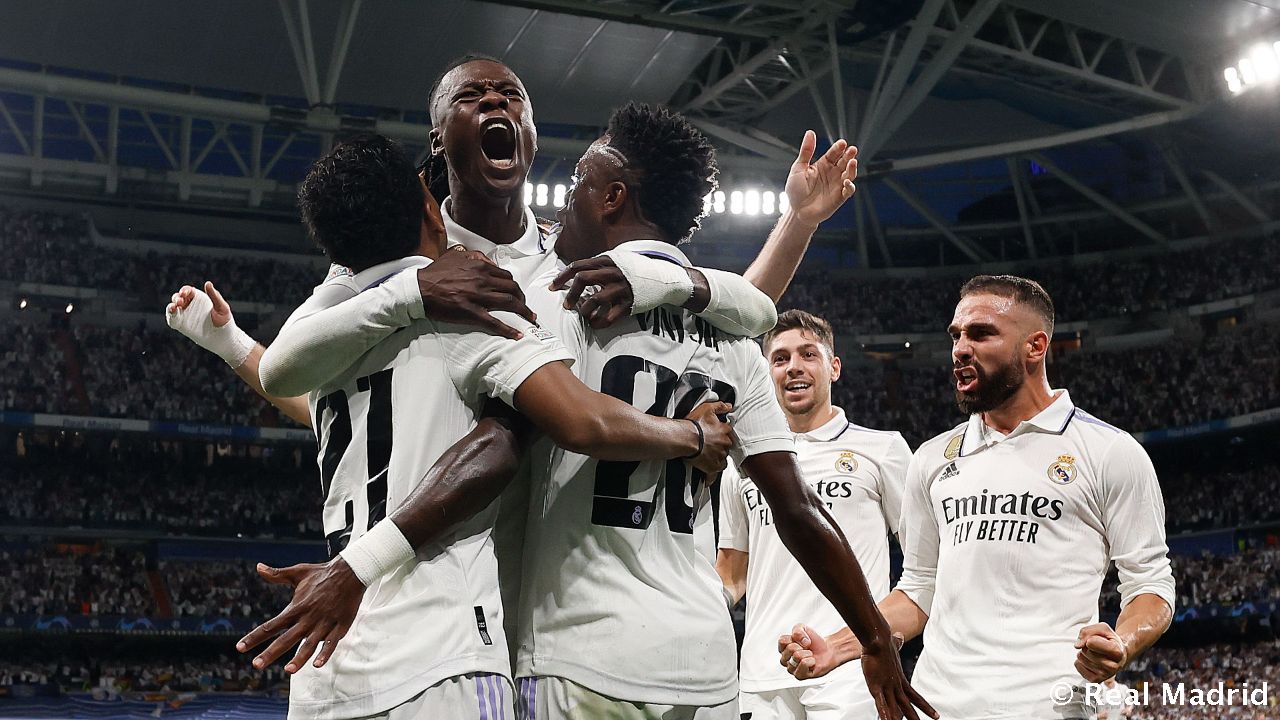 صورة نجم ريال مدريد يحسم مستقبله مع الفريق 