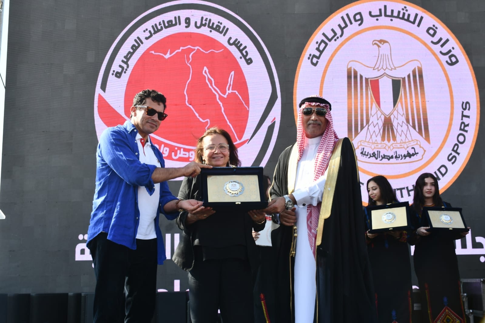 صورة فى ختام زيارته لشمال سيناء …     *وزير الشباب والرياضة يشهد ختام بطولة اتحاد الألعاب الترفيهية بالعريش*