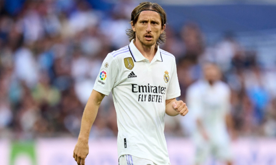 صورة مودريتش يعلن رغبته في البقاء داخل الملكي