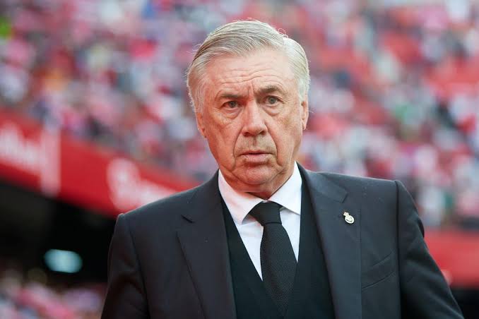 صورة أنشيلوتي يثير غضب جماهير مدريد حول المهاجم الجديد 