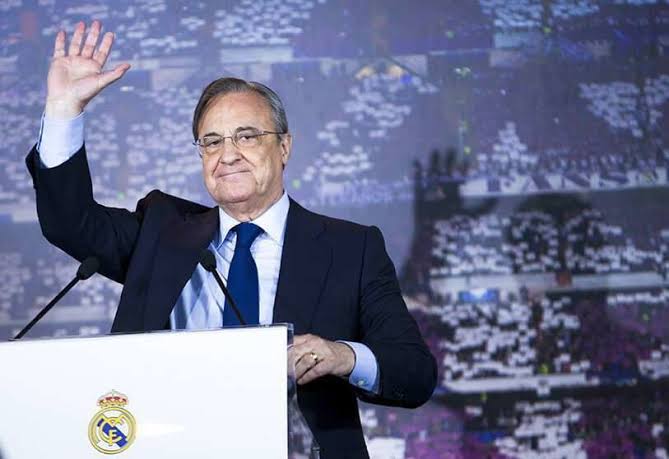 صورة رئيس ريال مدريد يصدم مودريتش وكروس لهذا السبب