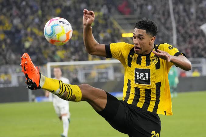 صورة بيلينجهام صفقة ثقيلة لريال مدريد لهذه الأسباب