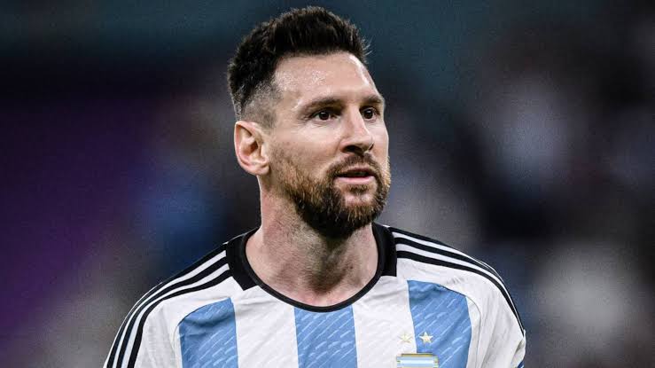 صورة عاجل.. أول رد من برشلونة على انتقال ميسي إلى إنتر ميامي 