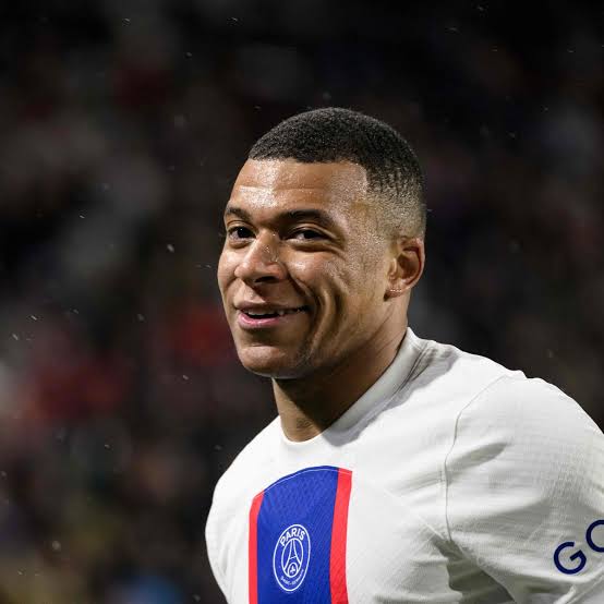 صورة ريال مدريد يضع شروطه من أجل ضم مبابي! 