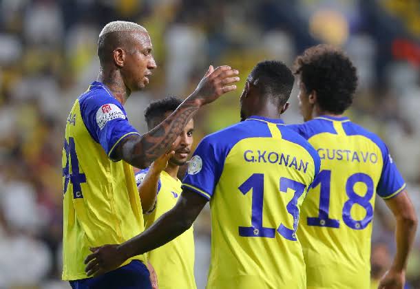 صورة النصر يصدم برشلونة 