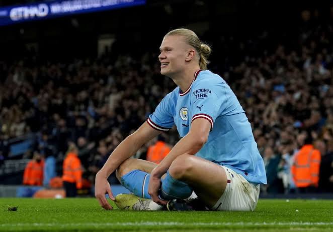 صورة ريال مدريد يستبعد ضم هالاند لهذا السبب