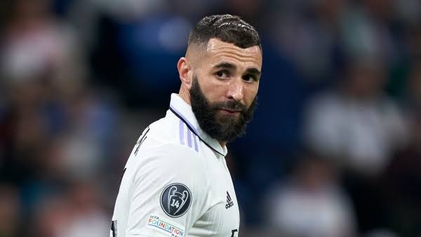 صورة أنشيلوتي يستقر على بديل كريم بنزيما في ريال مدريد 