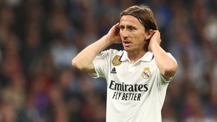 صورة مودريتش يحسم موقفه من الانتقال إلى الهلال السعودي