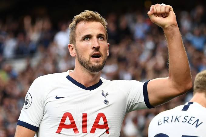 صورة موقف توتنهام من رحيل هاري كين إلى ريال مدريد 