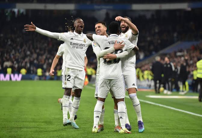 صورة نجم ريال مدريد يستقر على الرحيل بالموسم الجديد