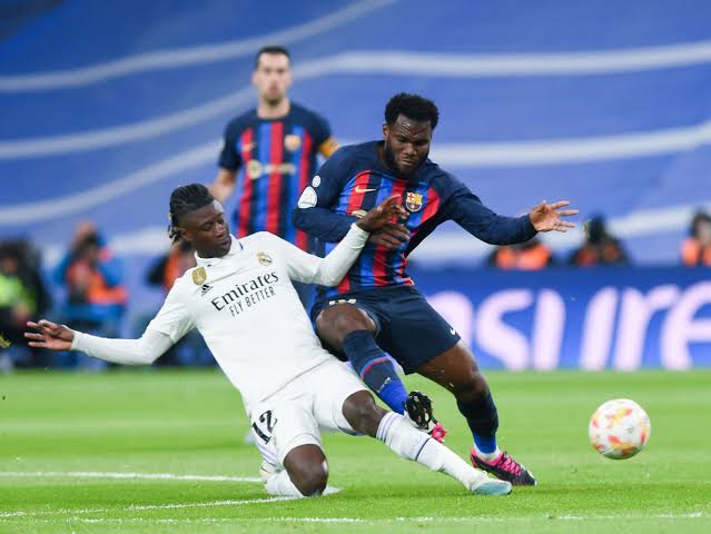 صورة ريال مدريد يتحدى برشلونة 