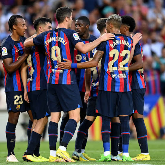 صورة برشلونة تسعي لتدعيم الظهير الأيمن بعد هزيمة اليوم