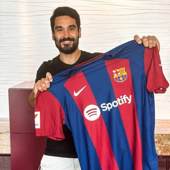 صورة موعد أول ظهور لـ غوندوغان في برشلونة 
