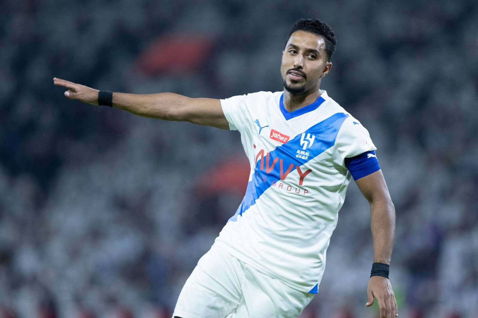 صورة سالم الدوسري يوجه رسالة نارية لجماهير الهلال 