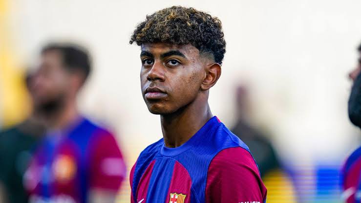صورة يامال يقرر تمثيل المنتخب الإسباني- تقارير 