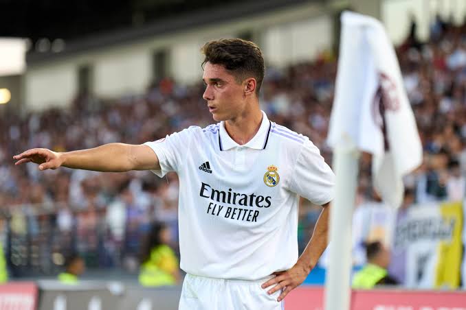 صورة أريباس يكشف سبب مغادرة ريال مدريد هذا الصيف 