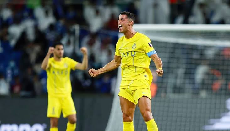 صورة مدرب النصر السابق يكشف مفاجأة عن كريستيانو رونالدو 