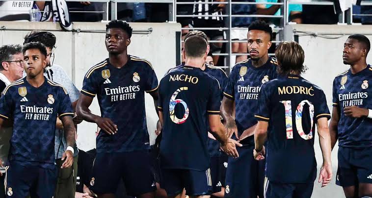 صورة ثلاثي هجومي في تشكيل ريال مدريد المتوقع أمام أتلتيك بلباو بالليجا 