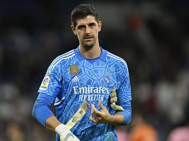 صورة ريال مدريد يستقر على بديل كورتوا 