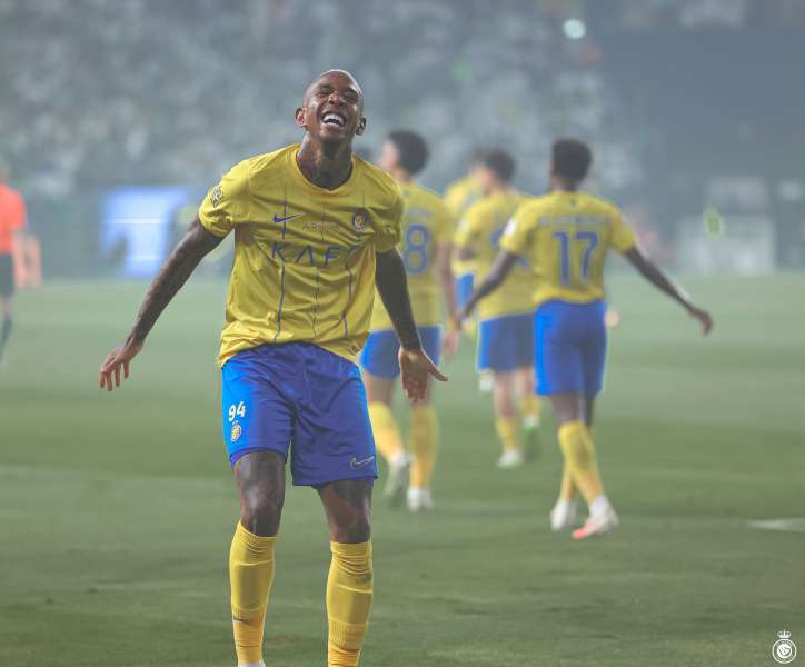 صورة النصر يفلت من أهلي جدة ويدك شباكه برباعية في دوري روشن السعودي 