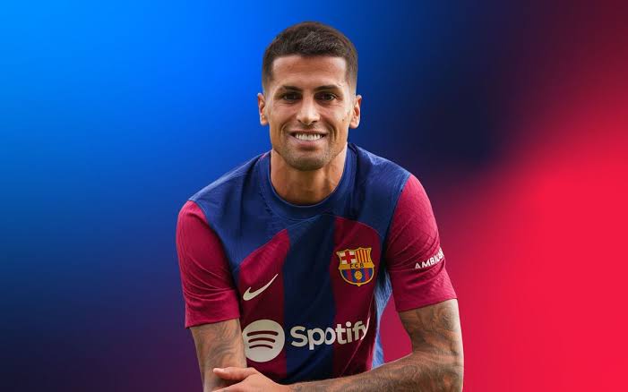 صورة كانسيلو يكشف عن طموحاته مع برشلونة