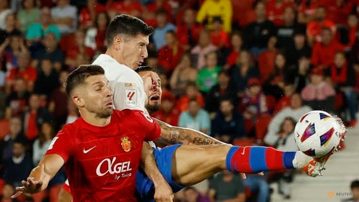 صورة تعليق ناري من نجم برشلونة بعد التعادل مع ريال مايوركا 