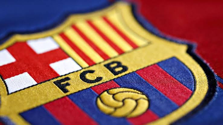 صورة برشلونة مهدد بالهبوط والاستبعاد من دوري أبطال أوروبا.. تفاصيل نارية 