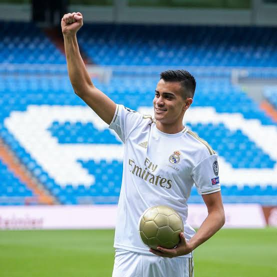صورة رسميا رحيل جيسوس عن ريال مدريد