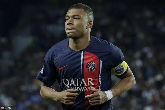 صورة مبابي لن يذهب إلى ريال مدريد هذا الصيف