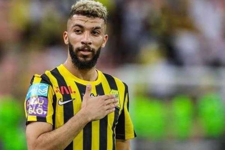 صورة العبود يطالب بحل أزمته مع العميد
