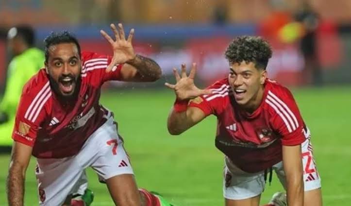 صورة إمام عاشور يقتص شريط أهدافه مع الأهلي أمام إنبي 