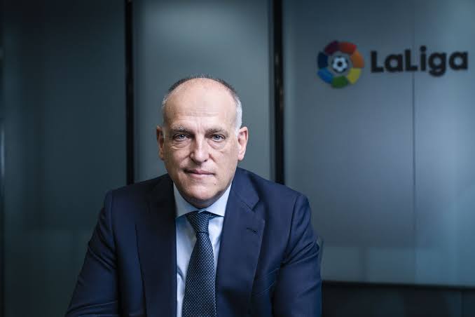 صورة أول تعليق من تيباس بعد اتهام ريال مدريد بدفع رشوة