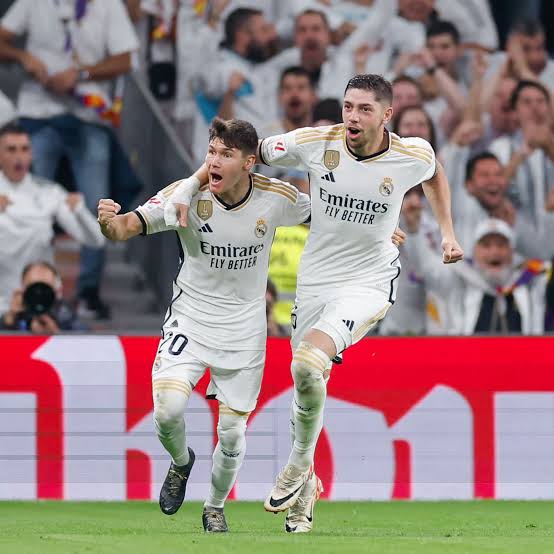 صورة جوارديولا يطمح للتعاقد مع نجم ريال مدريد 