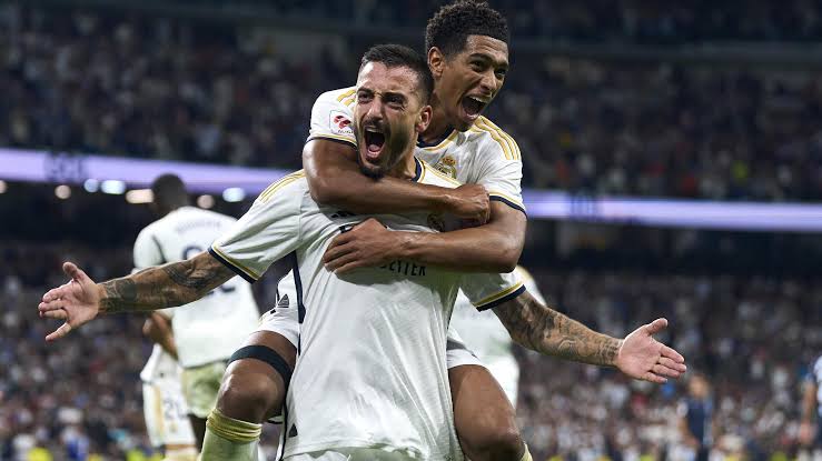 صورة اسطورة ايطاليا يُغازل نجم ريال مدريد 