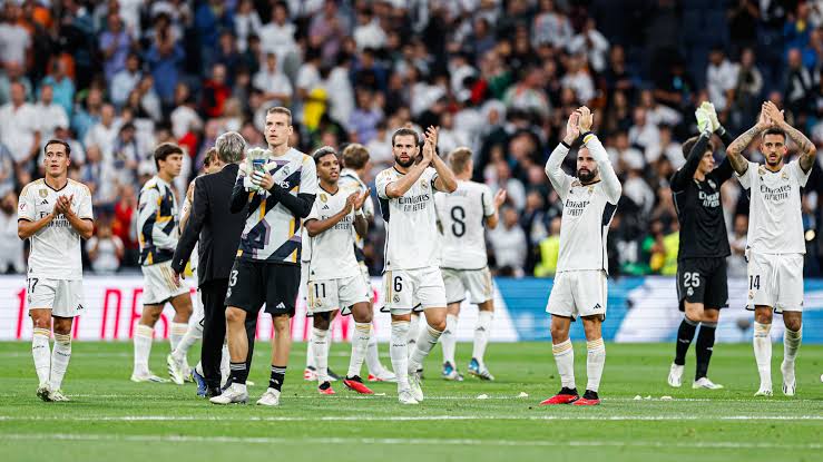 صورة قائمة ريال مدريد الرسمية لمواجهة برشلونة في الدوري الإسباني.. 4 غيابات 