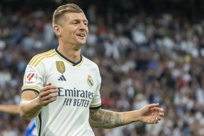 صورة توني كروس يكشف حالة ريال مدريد قبل استئناف الدوري الإسباني 