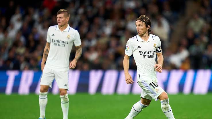 صورة كروس و مودريتش قدوة لاعبي الريال 