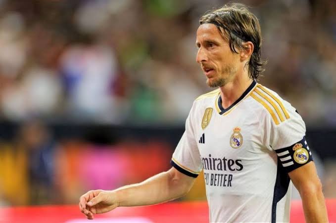 صورة تصريح مثير من مودريتش بشأن بديله في ريال مدريد 