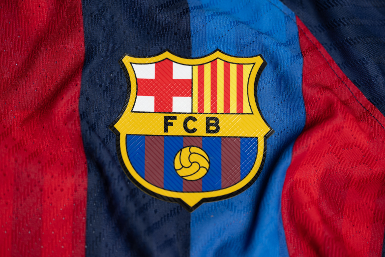 صورة برشلونة يخطط لضم لاعب الأهلي 