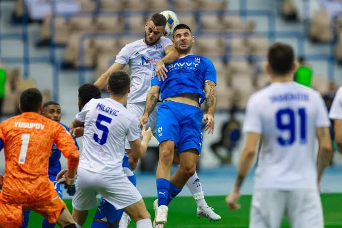 صورة قرار مفاجئ من مدرب الهلال قبل مواجهة نافباخور في دوري أبطال آسيا