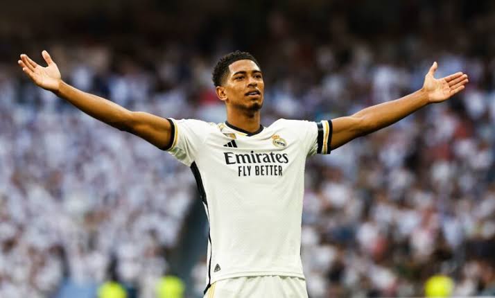 صورة أنشيلوتي يصدم جماهير ريال مدريد بشأن إصابة بيلينجهام