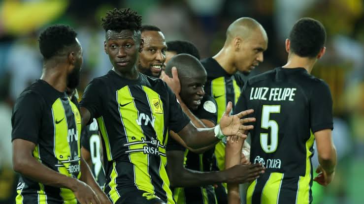 صورة موقف ثنائي الاتحاد من المشاركة في مباراة أبها